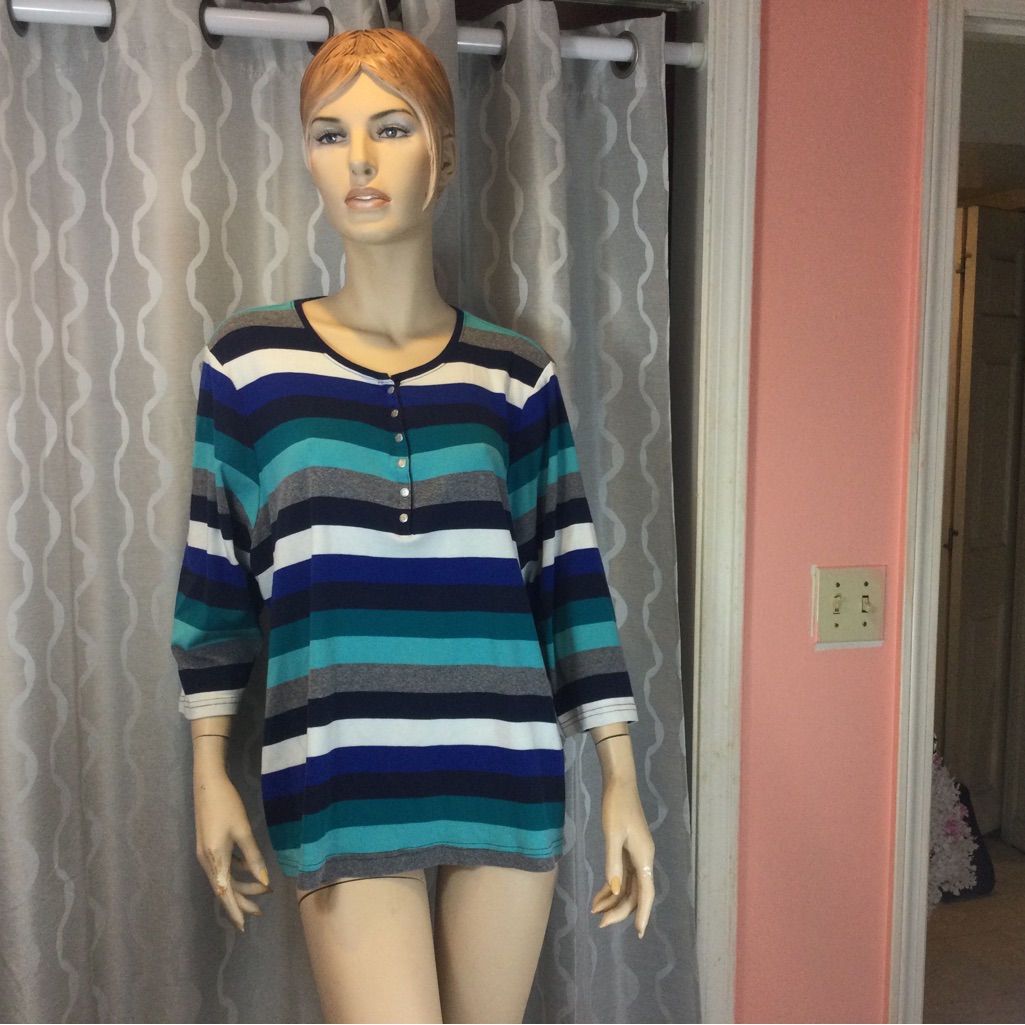 6 Snap Button Top